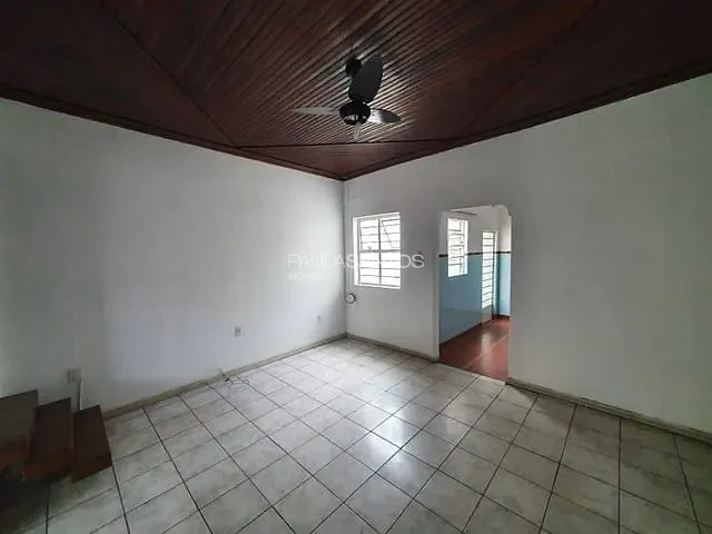 Casa com 75m² 2 quartos e 1 banheiro, à venda, no bairro Vila Santana em Sorocaba