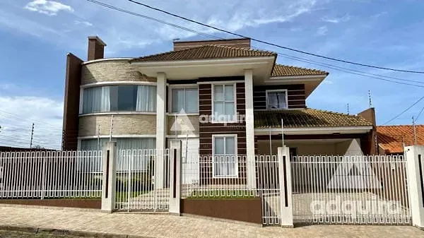 Sobrado, 3 quartos, 440 m² - Foto 1
