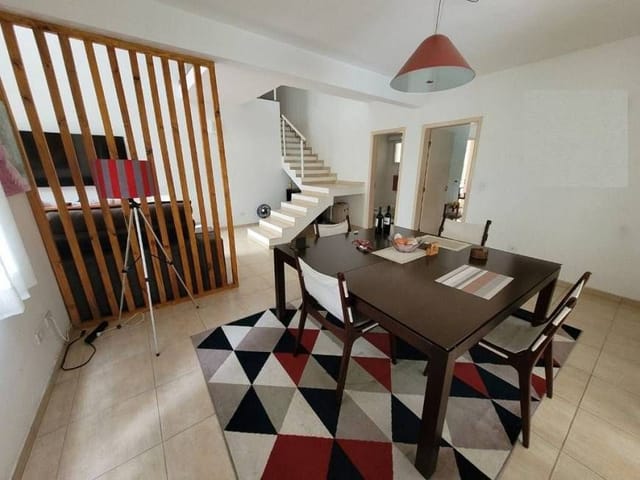 Casa com 648m² 3 quartos e 3 banheiros, à venda, no bairro Jardim do Golf I em Jandira