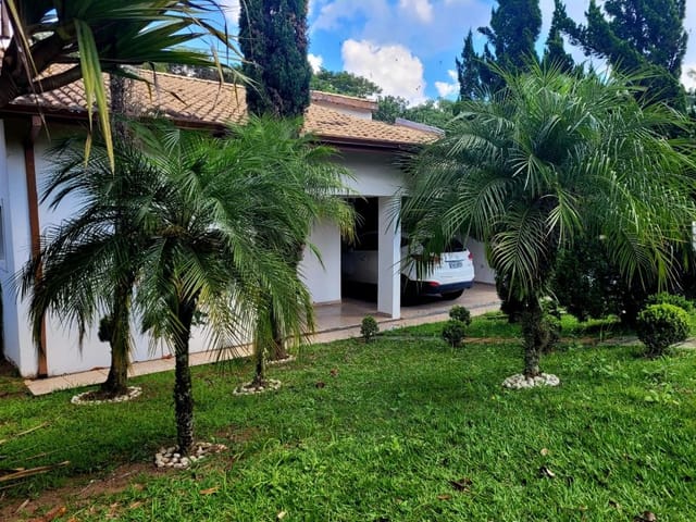 Casa com 648m² 3 quartos e 3 banheiros, à venda, no bairro Jardim do Golf I em Jandira