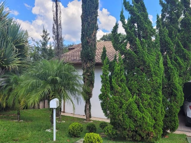 Casa com 648m² 3 quartos e 3 banheiros, à venda, no bairro Jardim do Golf I em Jandira
