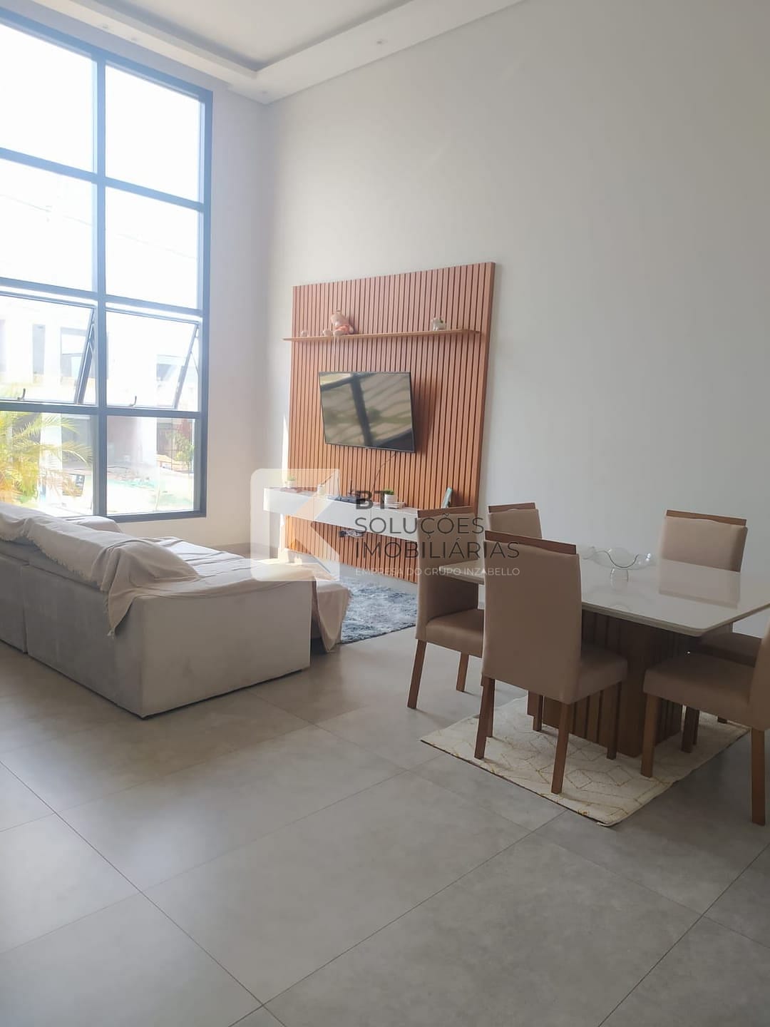 Casa à venda com 3 quartos, 145m² - Foto 2