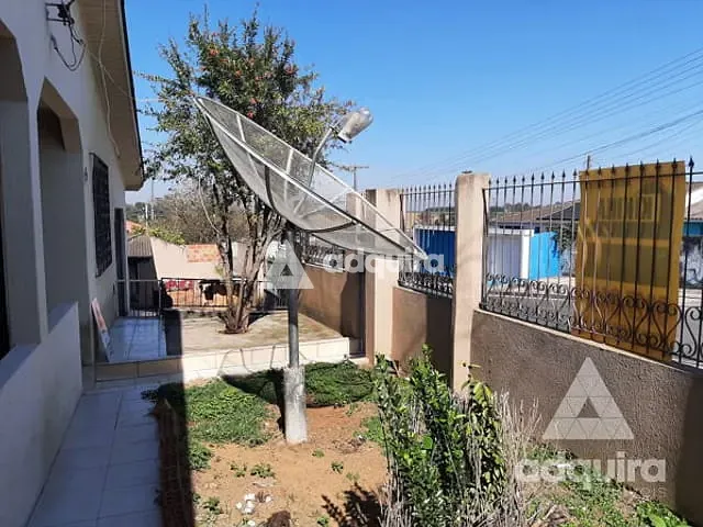 Casa com 294m² 2 quartos e 2 banheiros, à venda, no bairro Colônia Dona Luíza em Ponta Grossa