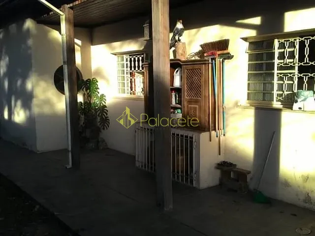 Casa com 2326m² 5 quartos e 6 banheiros, à venda, no bairro Jardim Carlota em Pindamonhangaba