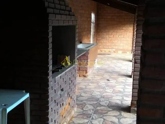 Casa com 2326m² 5 quartos e 6 banheiros, à venda, no bairro Jardim Carlota em Pindamonhangaba