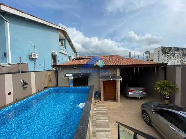 Casa com 315m² 4 quartos e 3 banheiros, à venda, no bairro Jardim Flórida em Jacareí