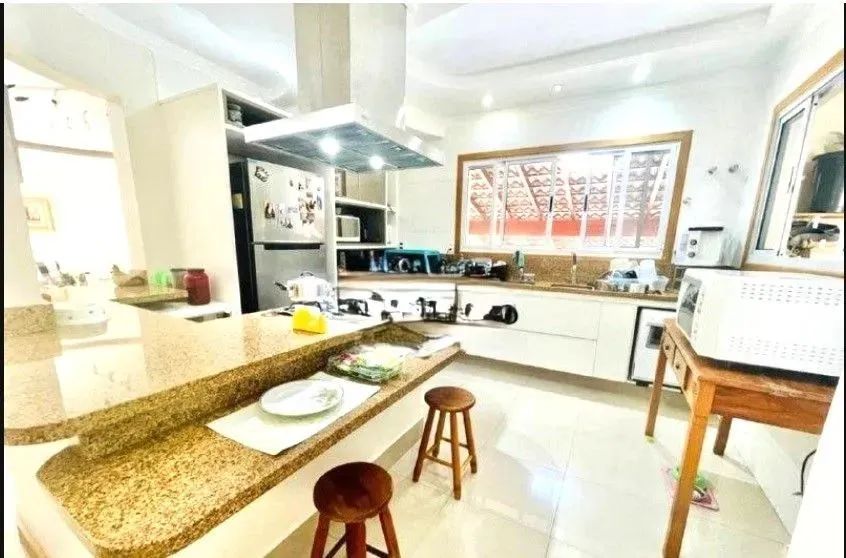 Casa, 3 quartos, 230 m² - Foto 10