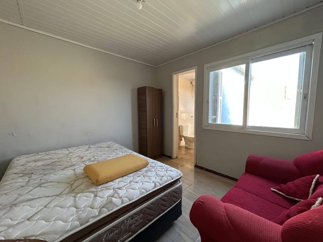 Casa com 288m² 3 quartos e 3 banheiros, à venda, no bairro Laranjal em Pelotas