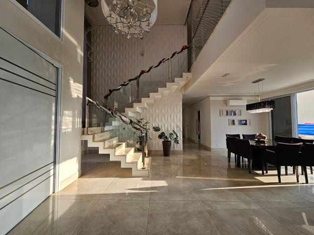 Casa com 705m² 6 quartos e 6 banheiros, à venda, no bairro Condomínio Residencial Colinas do Paratehy em São José dos Campos