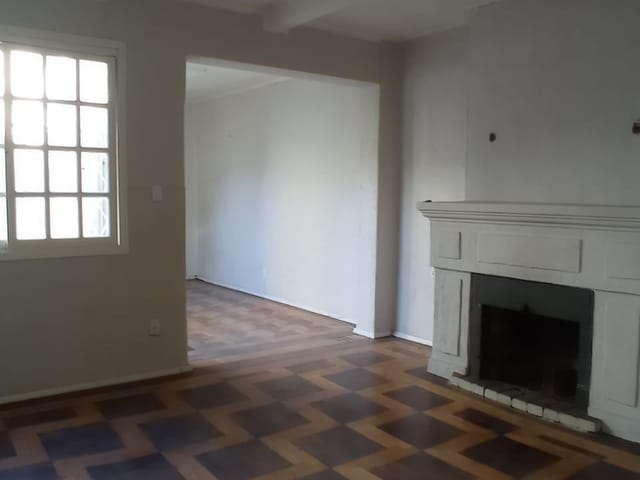 Casa com 728m² 3 quartos e 2 banheiros, à venda, no bairro Centro em Pelotas