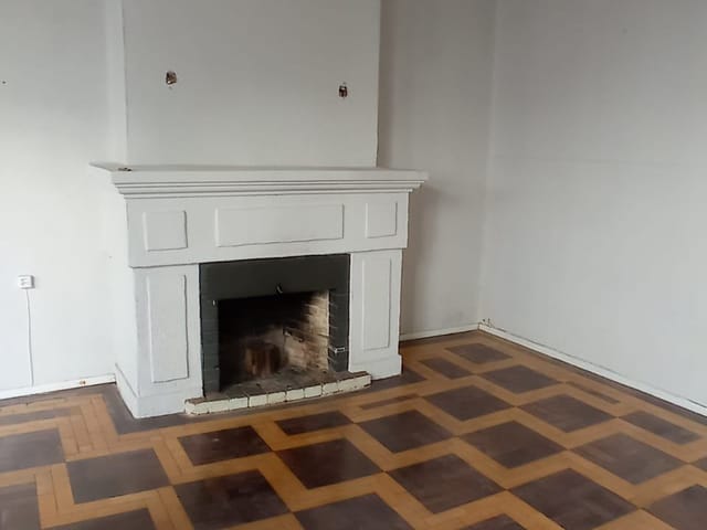 Casa com 728m² 3 quartos e 2 banheiros, à venda, no bairro Centro em Pelotas