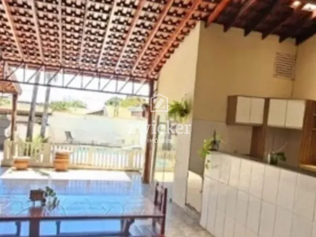 Casa com 360m² 3 quartos e 3 banheiros, à venda, no bairro Vila Carolina em Bauru