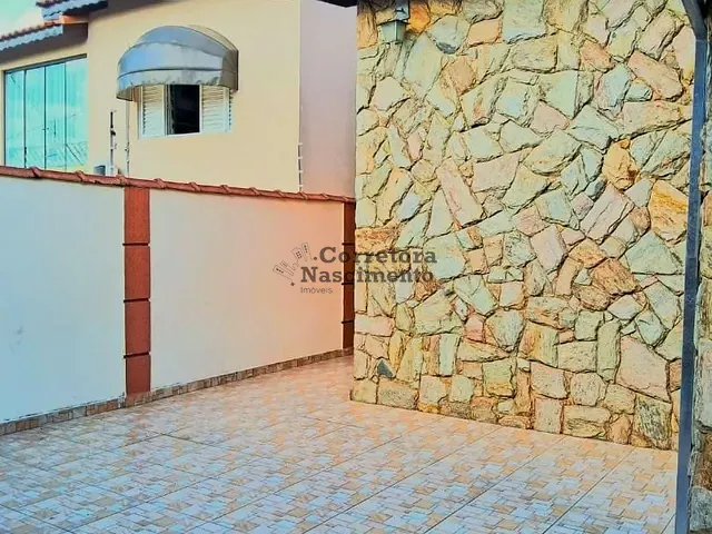 Casa com 400m² 3 quartos e 5 banheiros, à venda ou para alugar, no bairro Jardim Terras de Sao Joao em Jacareí