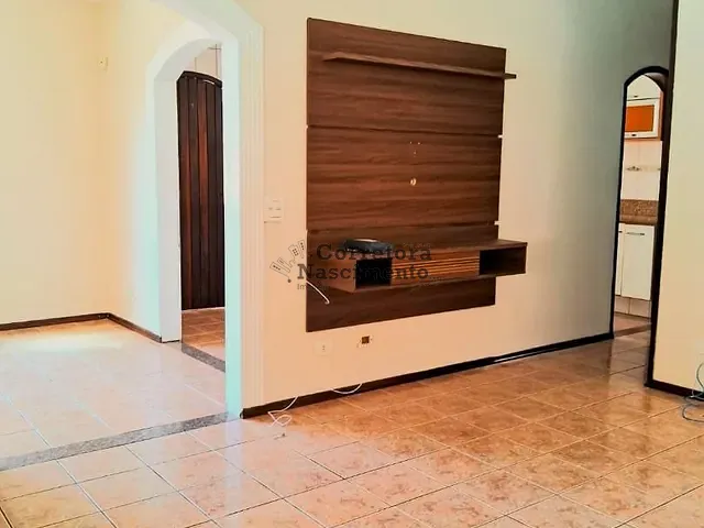 Casa com 400m² 3 quartos e 5 banheiros, à venda ou para alugar, no bairro Jardim Terras de Sao Joao em Jacareí