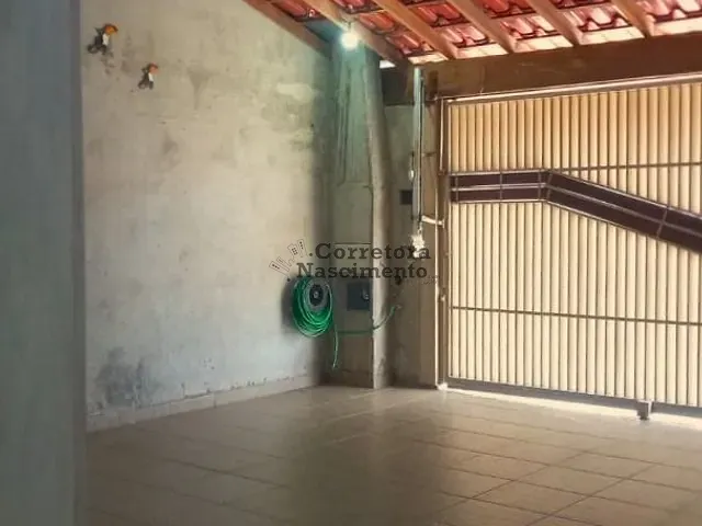 Casa com 126m² 2 quartos e 1 banheiro, à venda, no bairro Jardim Santa Marina em Jacareí