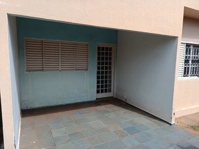 Foto do Casa - Casa com 2 dormitórios à venda, 106 m² por R$ 350.000,00 - Santa Marta - Uberaba/MG | ZUCATO IMOBILIARIA LTDA