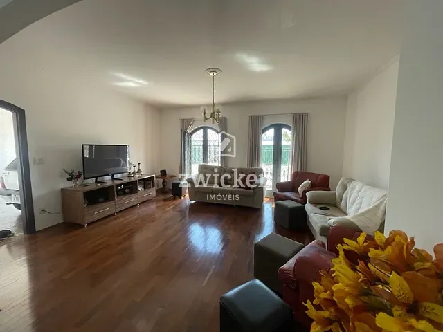 Casa com 330m² 4 quartos e 4 banheiros, à venda, no bairro Vila Pacífico em Bauru