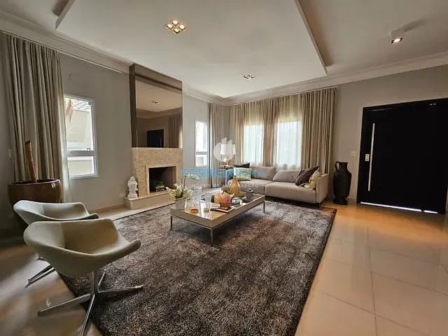 Casa com 418m² 4 quartos e 2 banheiros, à venda, no bairro Urbanova em São José dos Campos