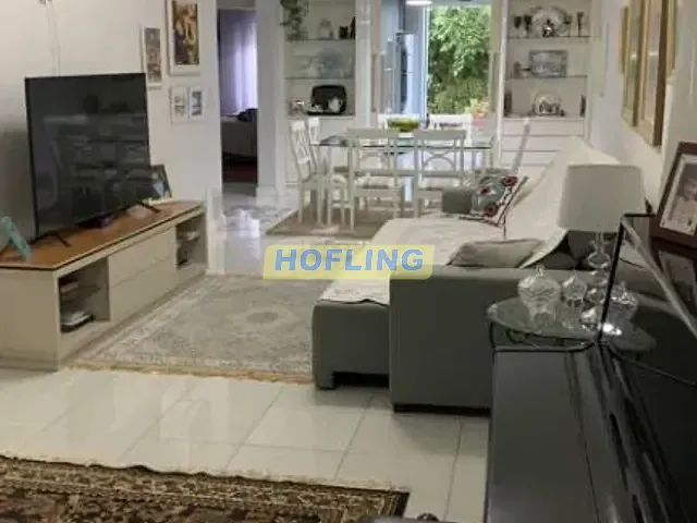 Casa com 302m² 3 quartos e 2 banheiros, à venda, no bairro Centro em Rio Claro