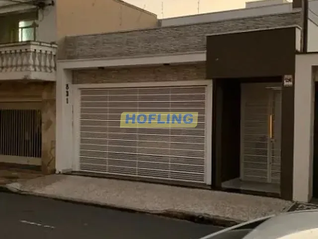 Casa com 302m² 3 quartos e 2 banheiros, à venda, no bairro Centro em Rio Claro