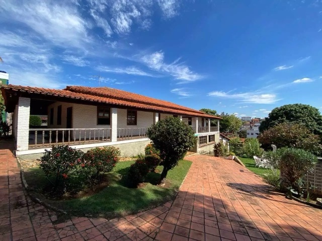 Foto do Casa - Excelente casa com 5 quartos para locação - Santa Amélia, Belo Horizonte | Deltalar Imóveis