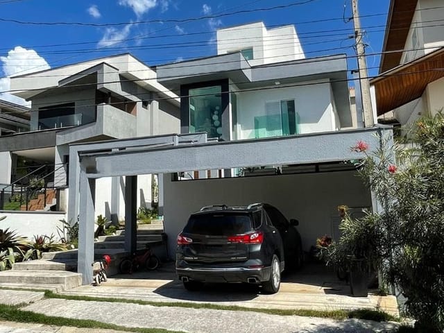 Casa com 256m² 4 quartos e 5 banheiros, à venda ou para alugar, no bairro Urbanova em São José dos Campos