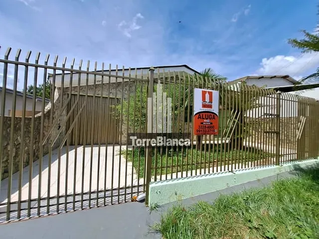 Casa com 275m² 4 quartos e 2 banheiros, à venda, no bairro Chapada em Ponta Grossa
