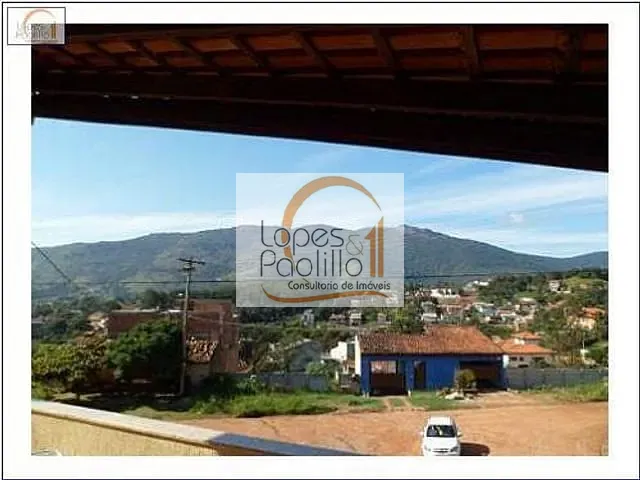 Casa com 285m² 3 quartos e 3 banheiros, à venda, no bairro Jardim Maristela em Atibaia
