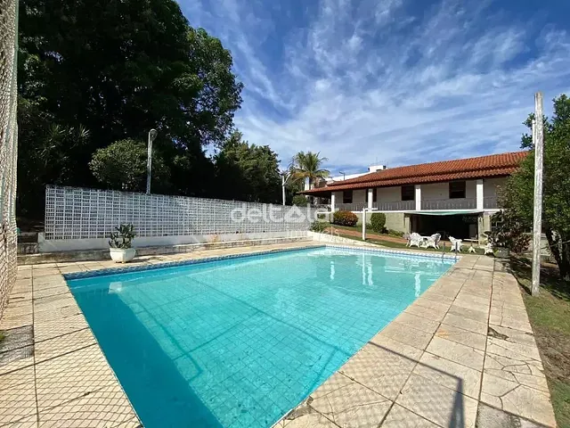 Casa com 2100m² 5 quartos e 3 banheiros, à venda, no bairro Santa Amélia em Belo Horizonte
