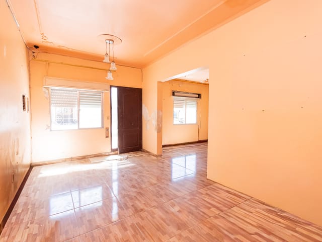 Casa com 462m² 3 quartos e 2 banheiros, à venda, no bairro Fragata em Pelotas