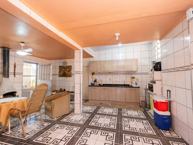 Casa com 462m² 3 quartos e 2 banheiros, à venda, no bairro Fragata em Pelotas