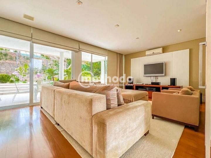 Casa, 5 quartos, 642 m² - Foto 1