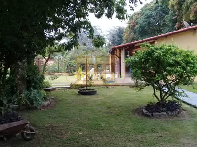 Casa com 2000m² 2 quartos e 1 banheiro, à venda, no bairro Água Preta em Pindamonhangaba
