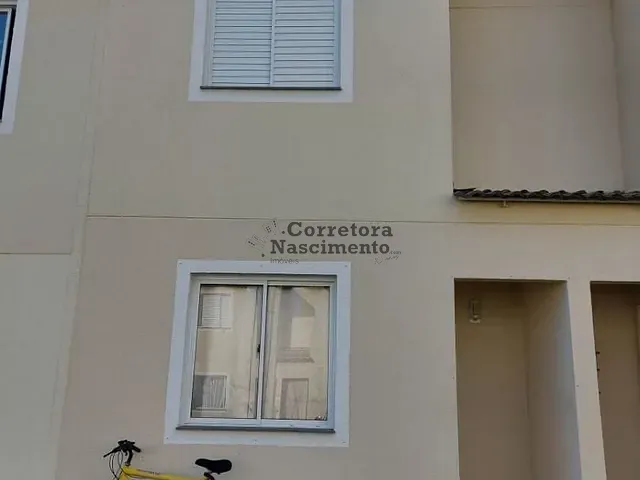 Casa com 58m² 2 quartos e 3 banheiros, à venda, no bairro Jardim Colonia em Jacareí