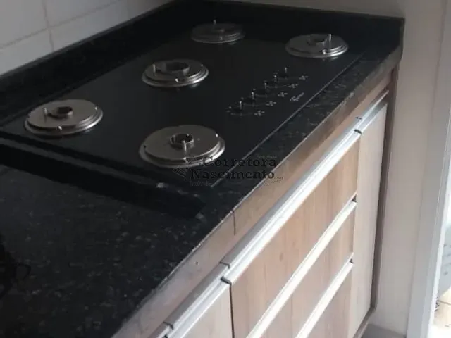 Casa com 58m² 2 quartos e 3 banheiros, à venda, no bairro Jardim Colonia em Jacareí