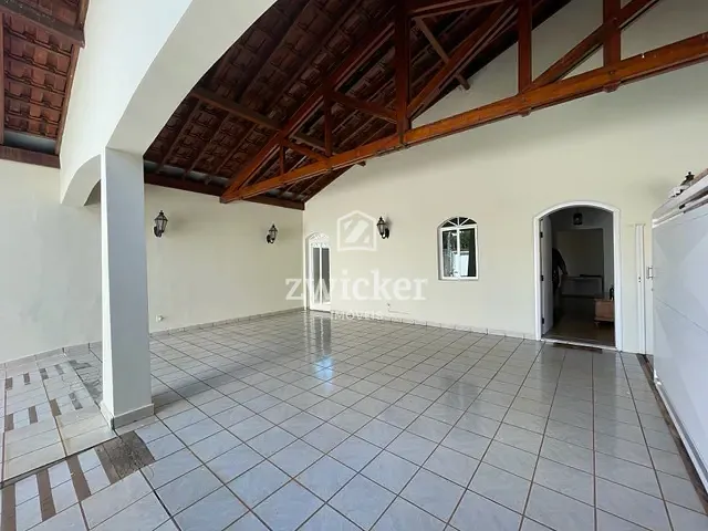 Casa com 726m², para alugar, no bairro Vila Santa Tereza em Bauru