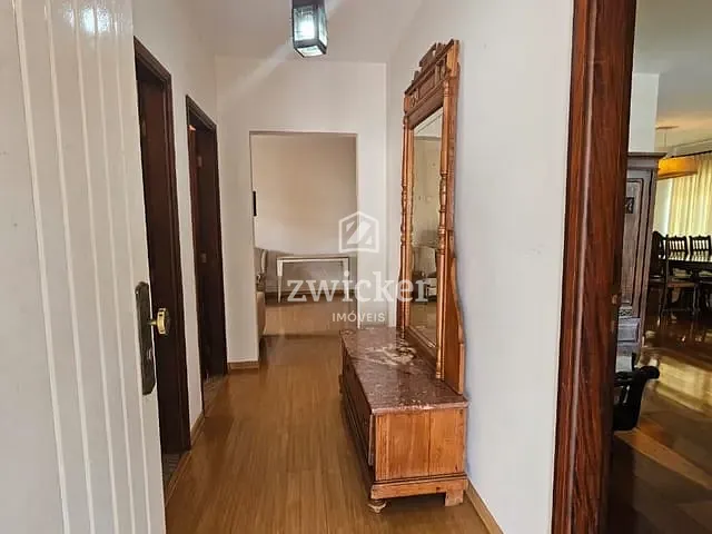 Casa com 726m², para alugar, no bairro Vila Santa Tereza em Bauru