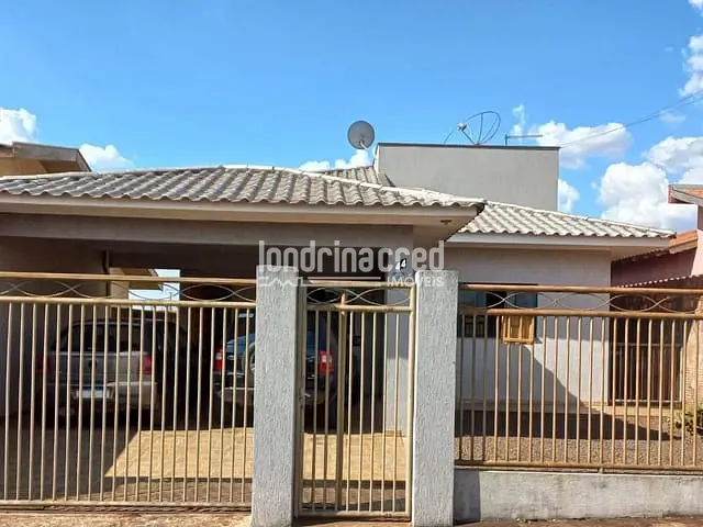 Casa 3 quartos e 3 banheiros, à venda, no bairro Jardim Nobre em Rolândia
