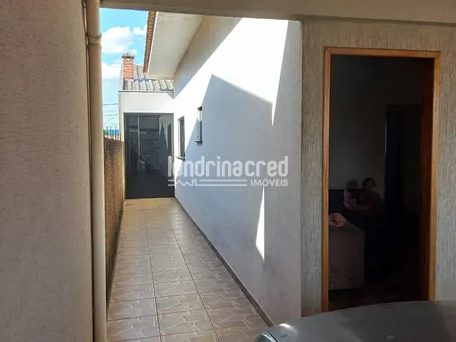 Casa 3 quartos e 3 banheiros, à venda, no bairro Jardim Nobre em Rolândia