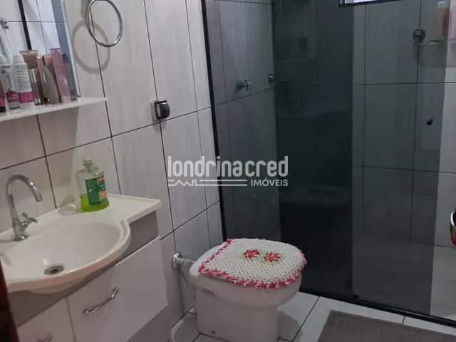 Casa 3 quartos e 3 banheiros, à venda, no bairro Jardim Nobre em Rolândia