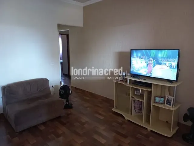 Casa 3 quartos e 3 banheiros, à venda, no bairro Jardim Nobre em Rolândia
