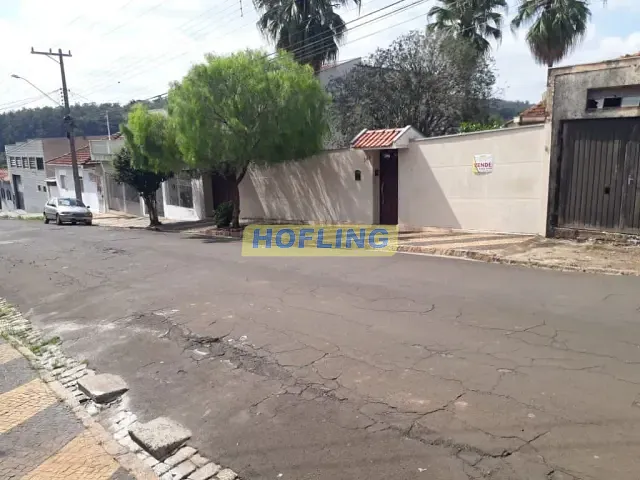 Casa com 562m² 3 quartos e 2 banheiros, à venda, no bairro Vila Paulista em Rio Claro