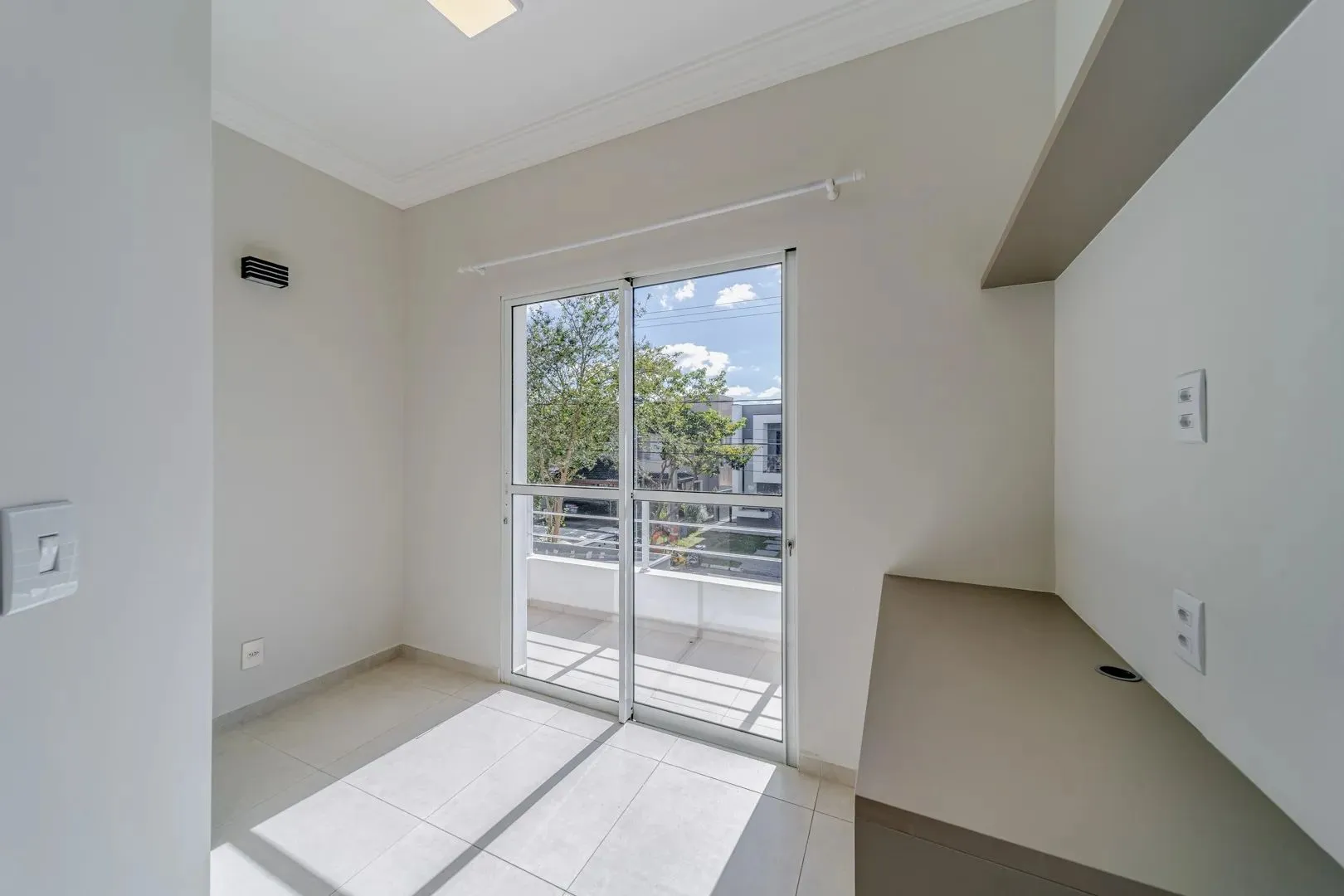 Casa, 3 quartos, 214 m² - Foto 3