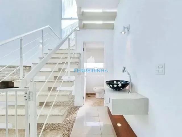 Casa com 480m² 4 quartos e 4 banheiros, à venda ou para alugar, no bairro Jardim Esplanada do Sol em São José dos Campos