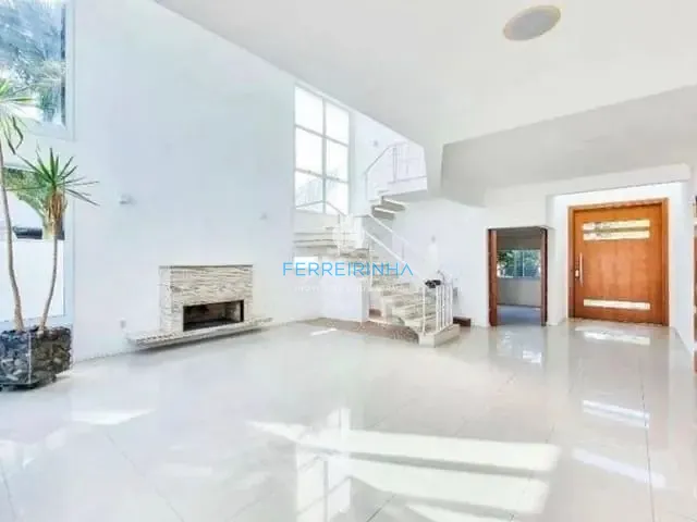 Casa com 480m² 4 quartos e 4 banheiros, à venda ou para alugar, no bairro Jardim Esplanada do Sol em São José dos Campos