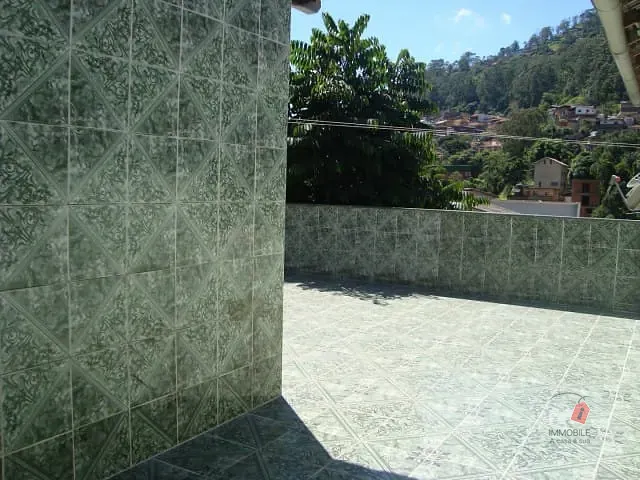 Casa à venda, no bairro Itamarati em Petrópolis
