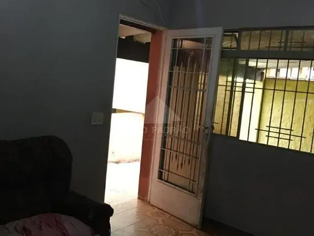 Casa com 470m² 3 quartos e 1 banheiro, à venda, no bairro Jardim Mauá em Mauá