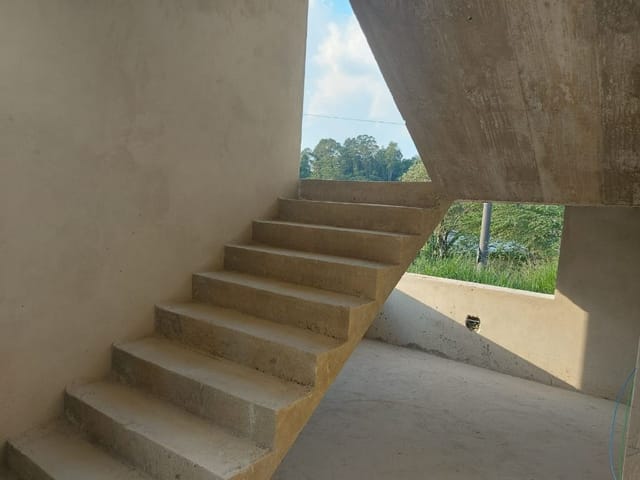 Casa com 475m² 5 quartos e 6 banheiros, à venda, no bairro Jardim do Golf I em Jandira
