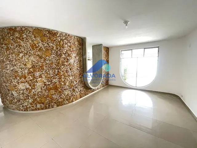 Casa 5 quartos e 3 banheiros, para alugar, no bairro Jardim Apolo I em São José dos Campos