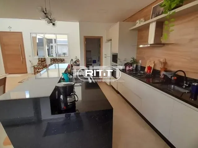 Casa com 250m² 3 quartos e 1 banheiro, à venda, no bairro Vila Monte Alegre em Paulínia